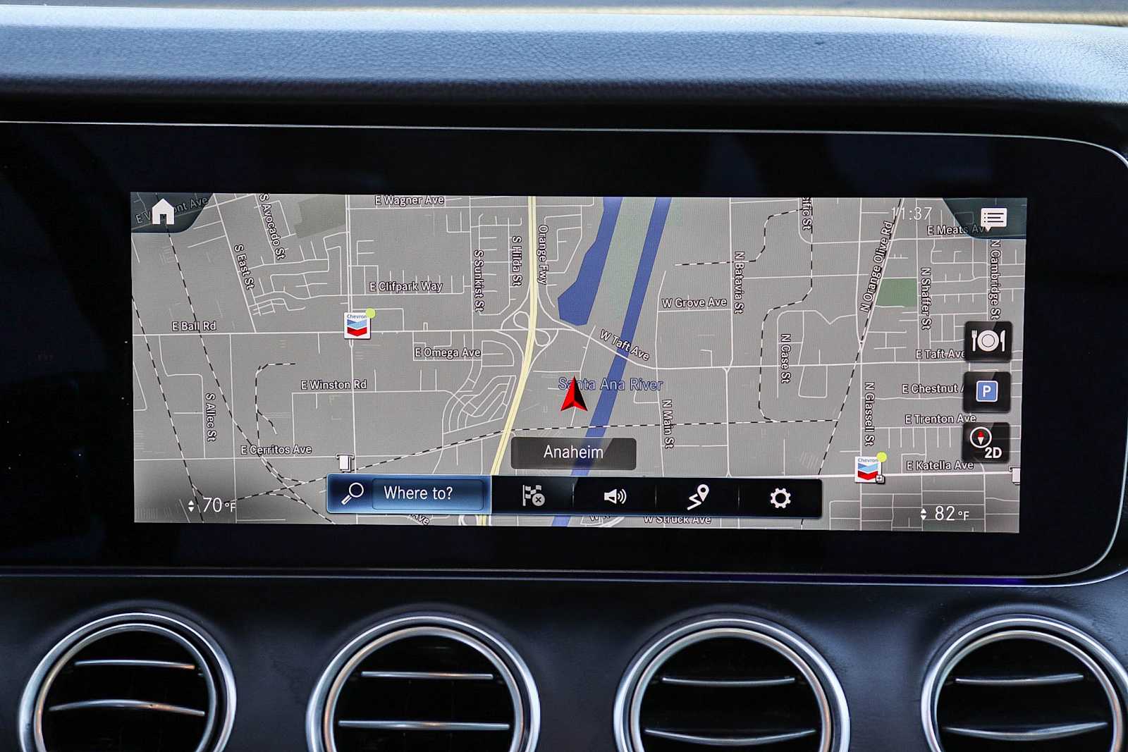 Thumbnail: 2021 Mercedes-Benz E-Class - 12