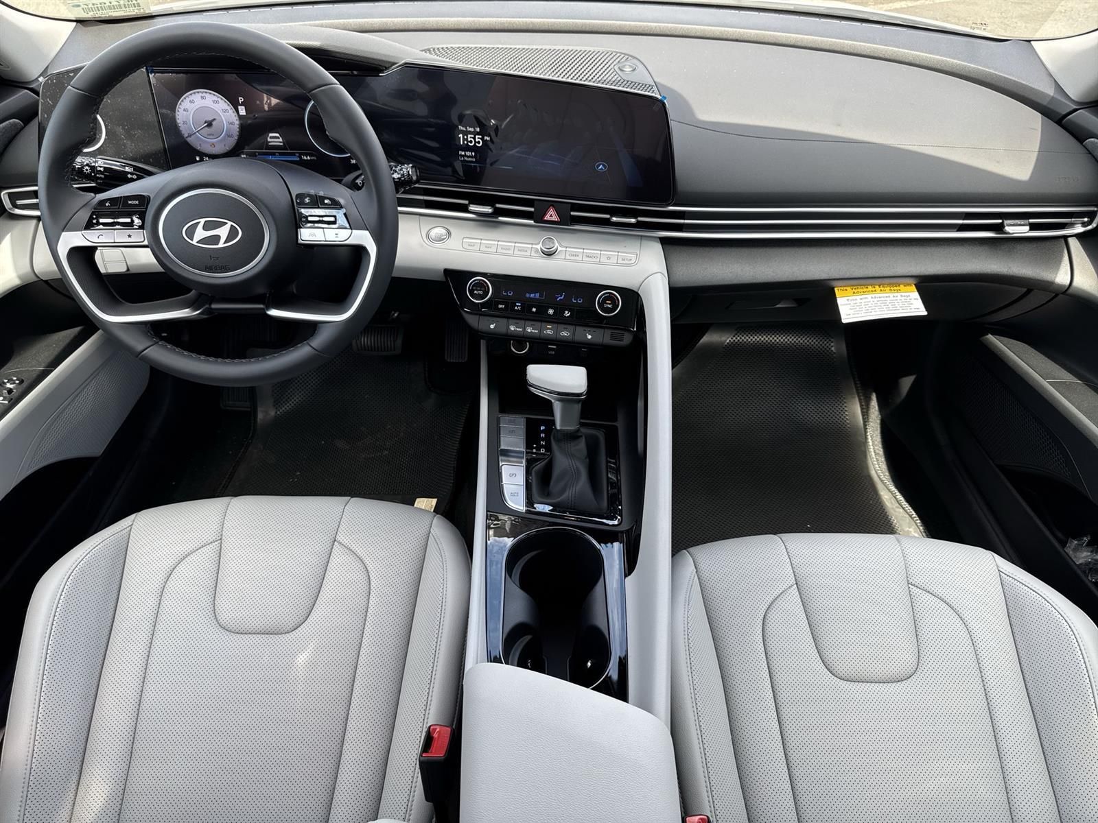 Thumbnail: 2025 Hyundai Elantra - 11