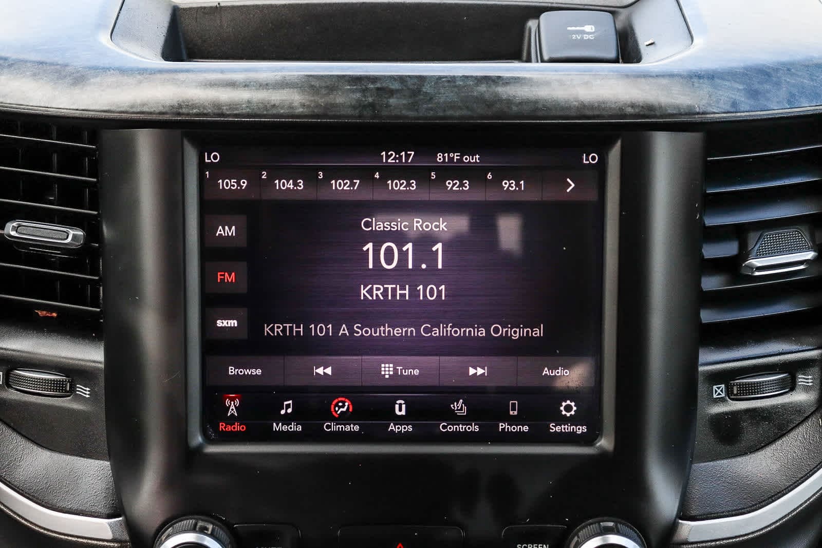 Thumbnail: 2019 RAM 1500 - 17