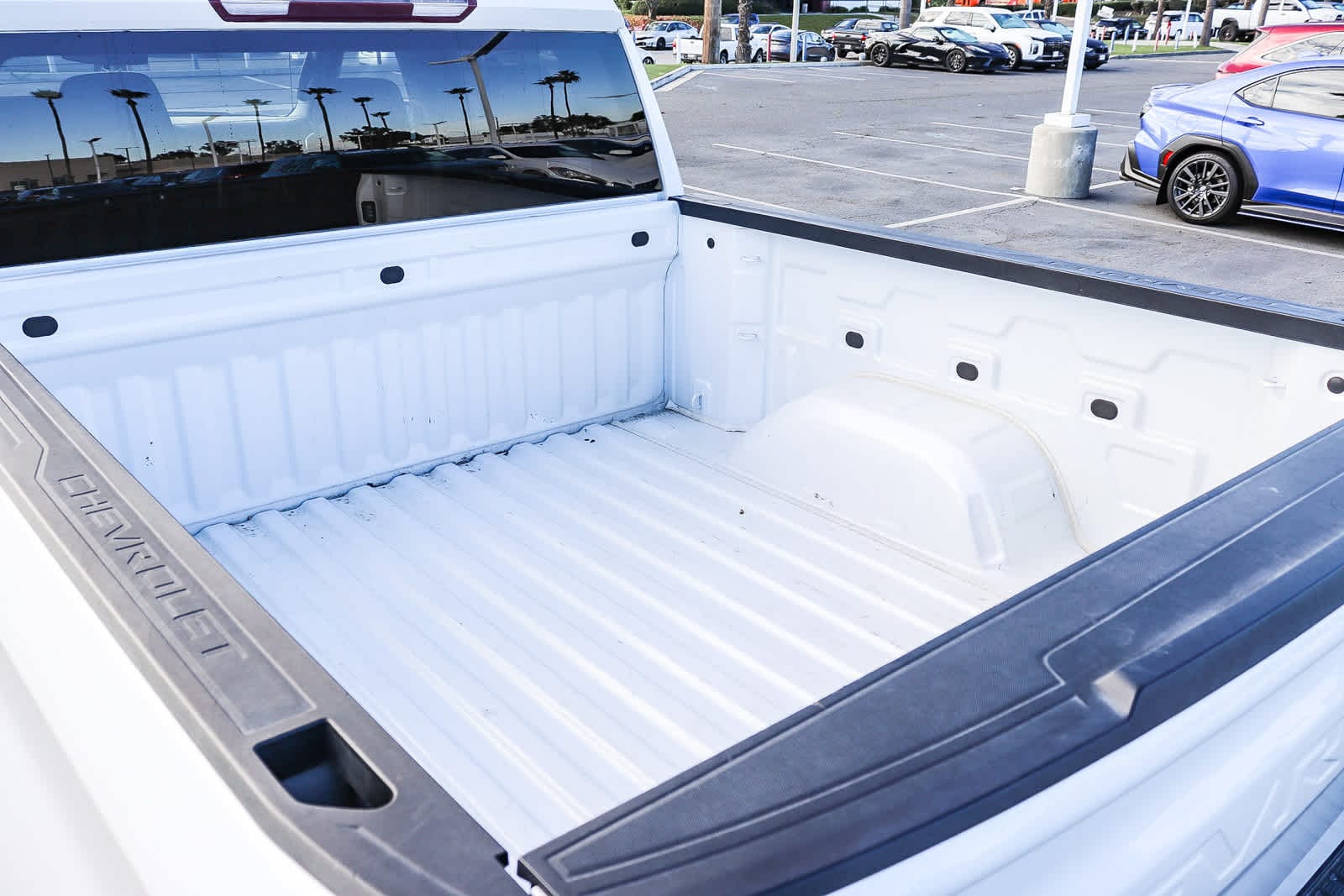 Thumbnail: 2021 Chevrolet Silverado 1500 - 24