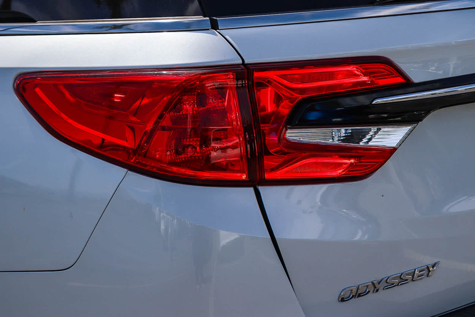 Thumbnail: 2022 Honda Odyssey - 8