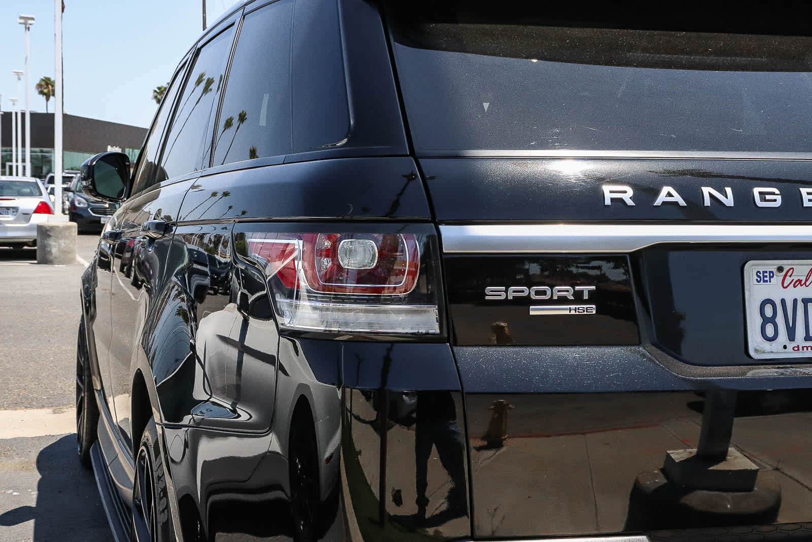 Thumbnail: 2016 Land Rover Range Rover Sport - 22