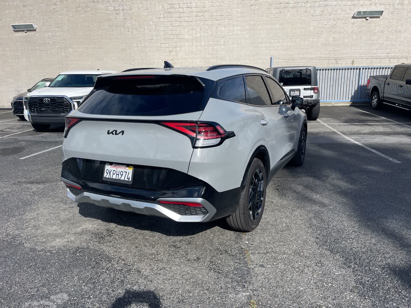 Thumbnail: 2024 Kia Sportage - 3