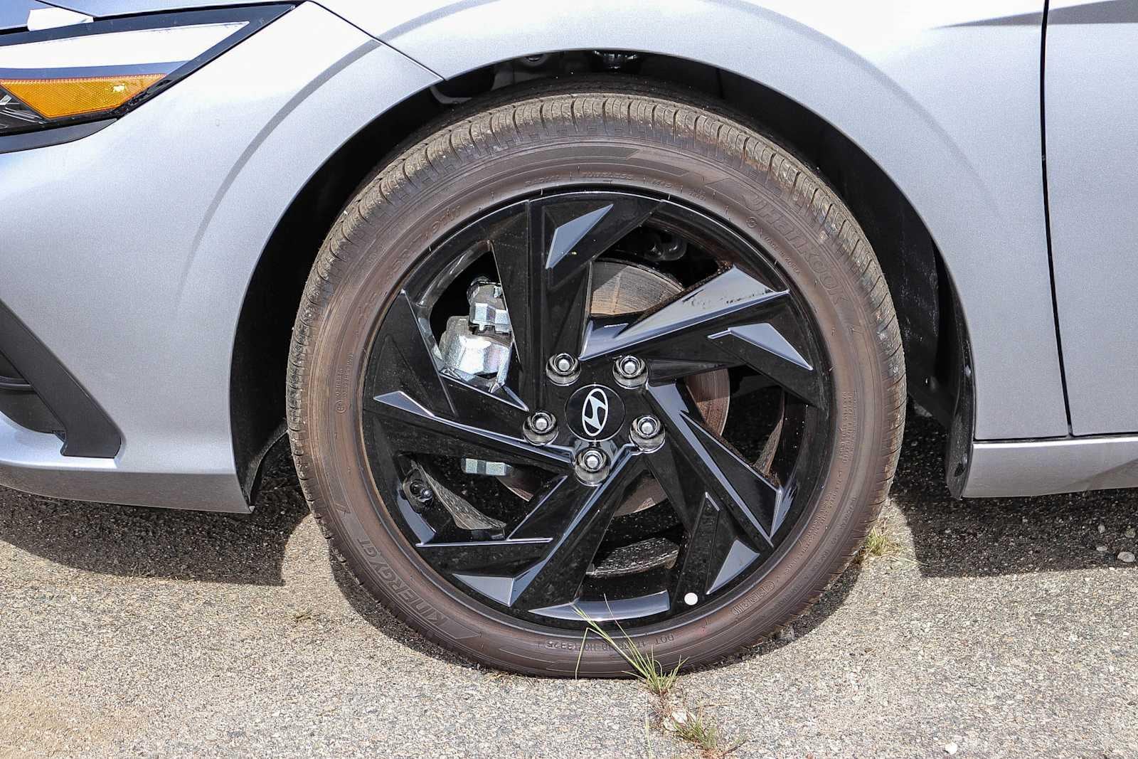 Thumbnail: 2026 Hyundai Elantra - 12