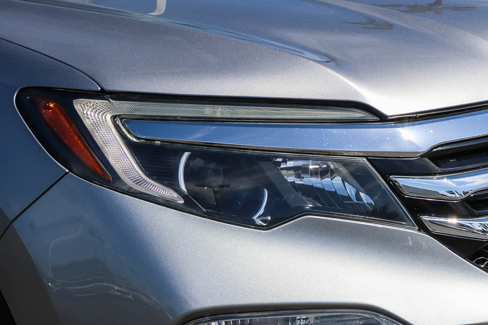 Thumbnail: 2017 Honda Pilot - 4