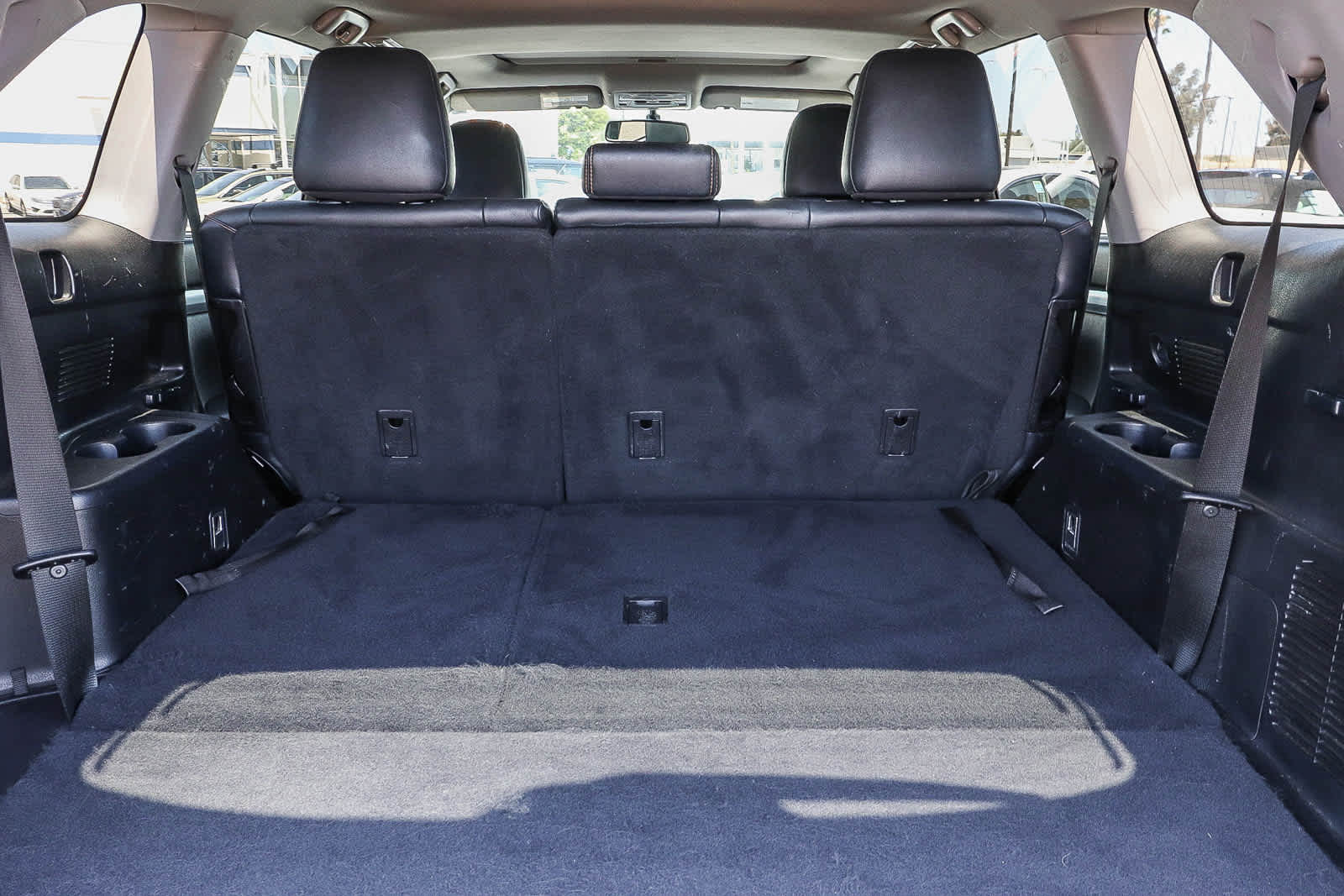 Thumbnail: 2016 Toyota Highlander - 23