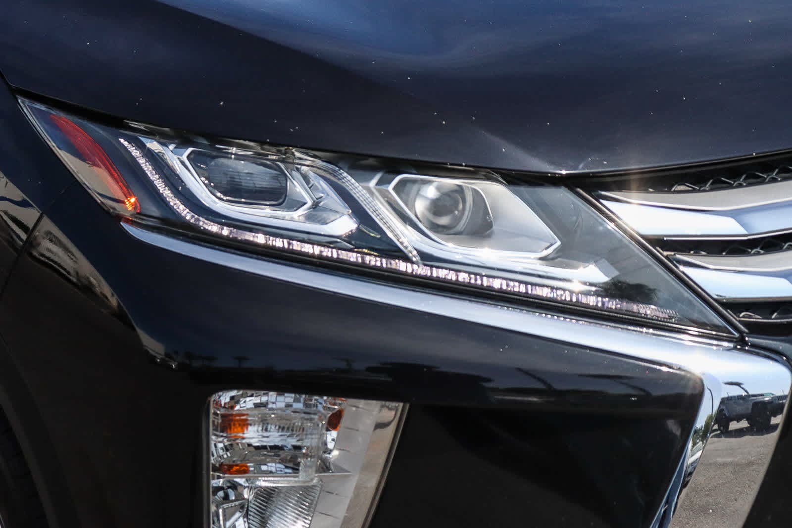 Thumbnail: 2019 Mitsubishi Eclipse Cross - 4