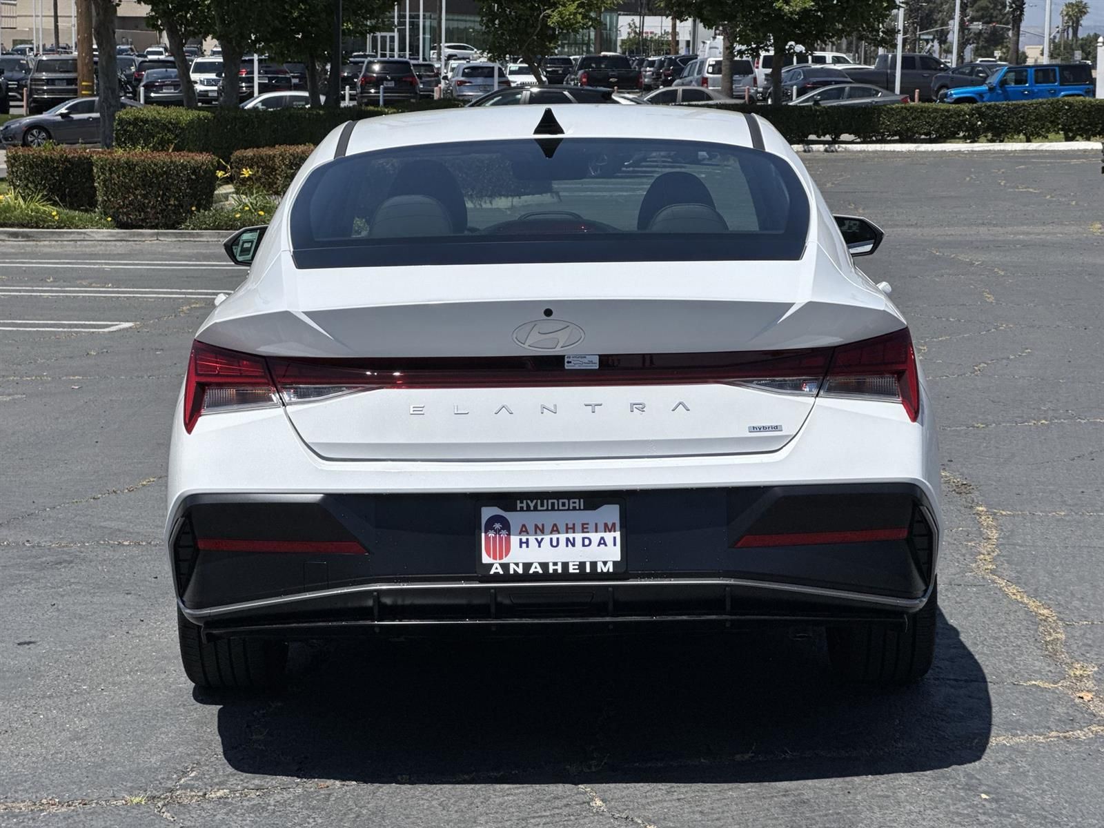 Thumbnail: 2025 Hyundai Elantra - 4
