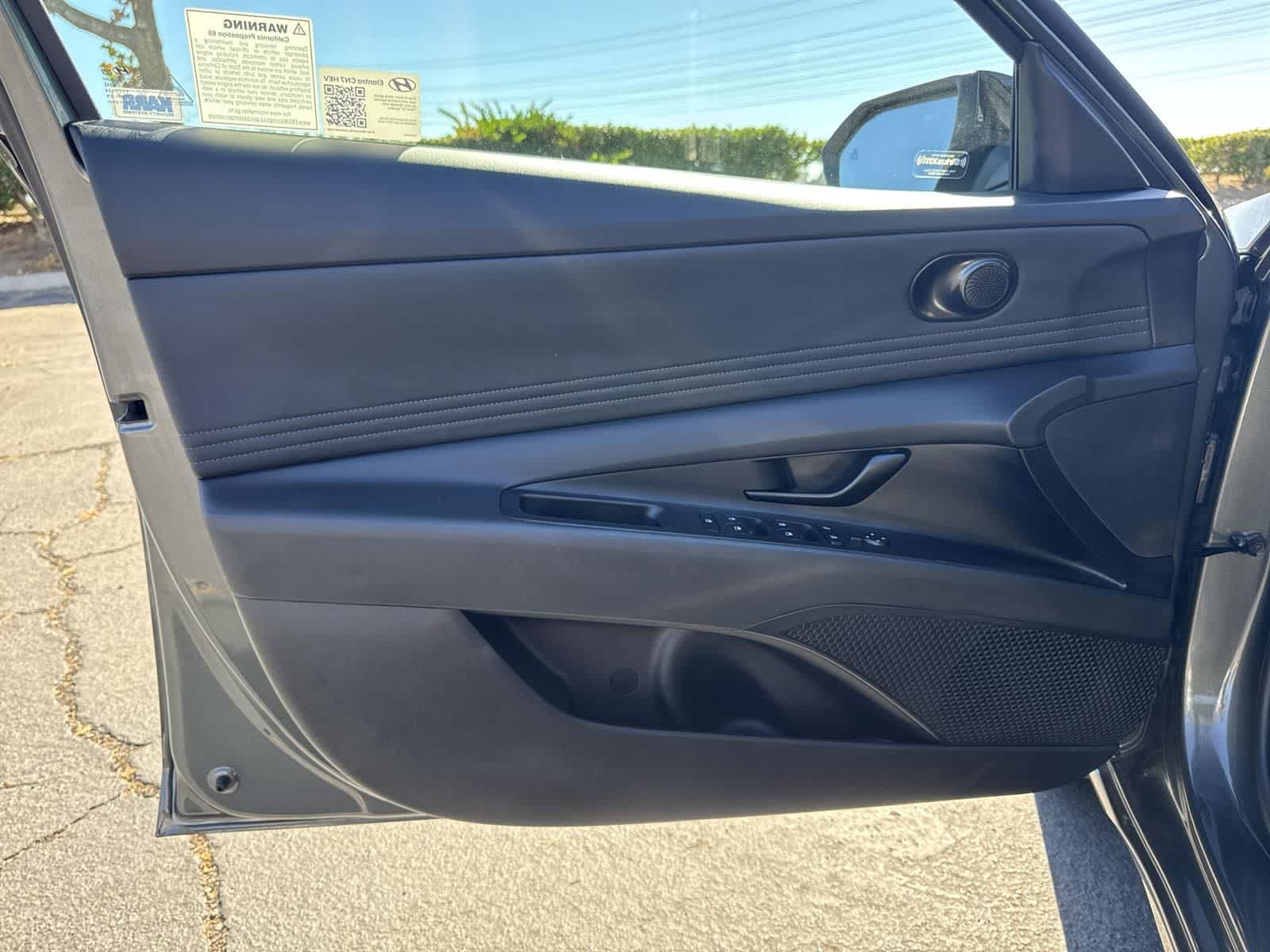 Thumbnail: 2025 Hyundai Elantra - 20