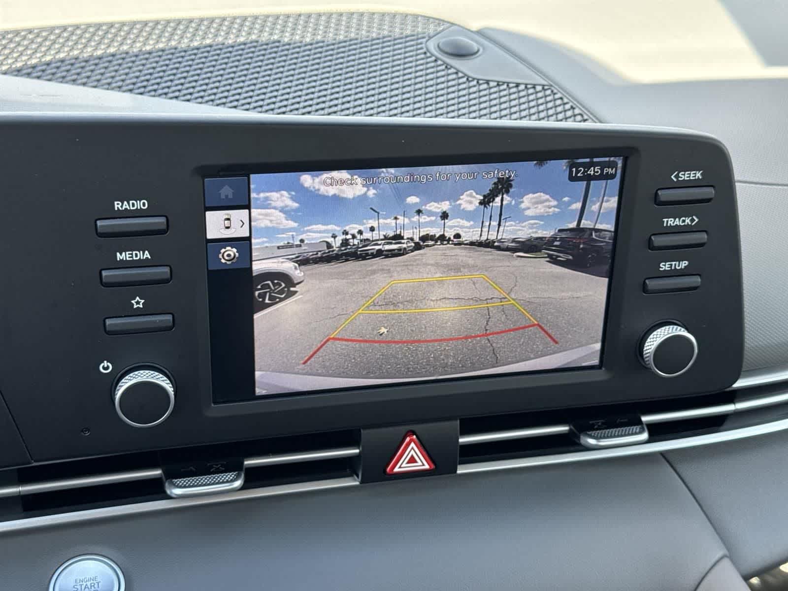 Thumbnail: 2025 Hyundai Elantra - 15