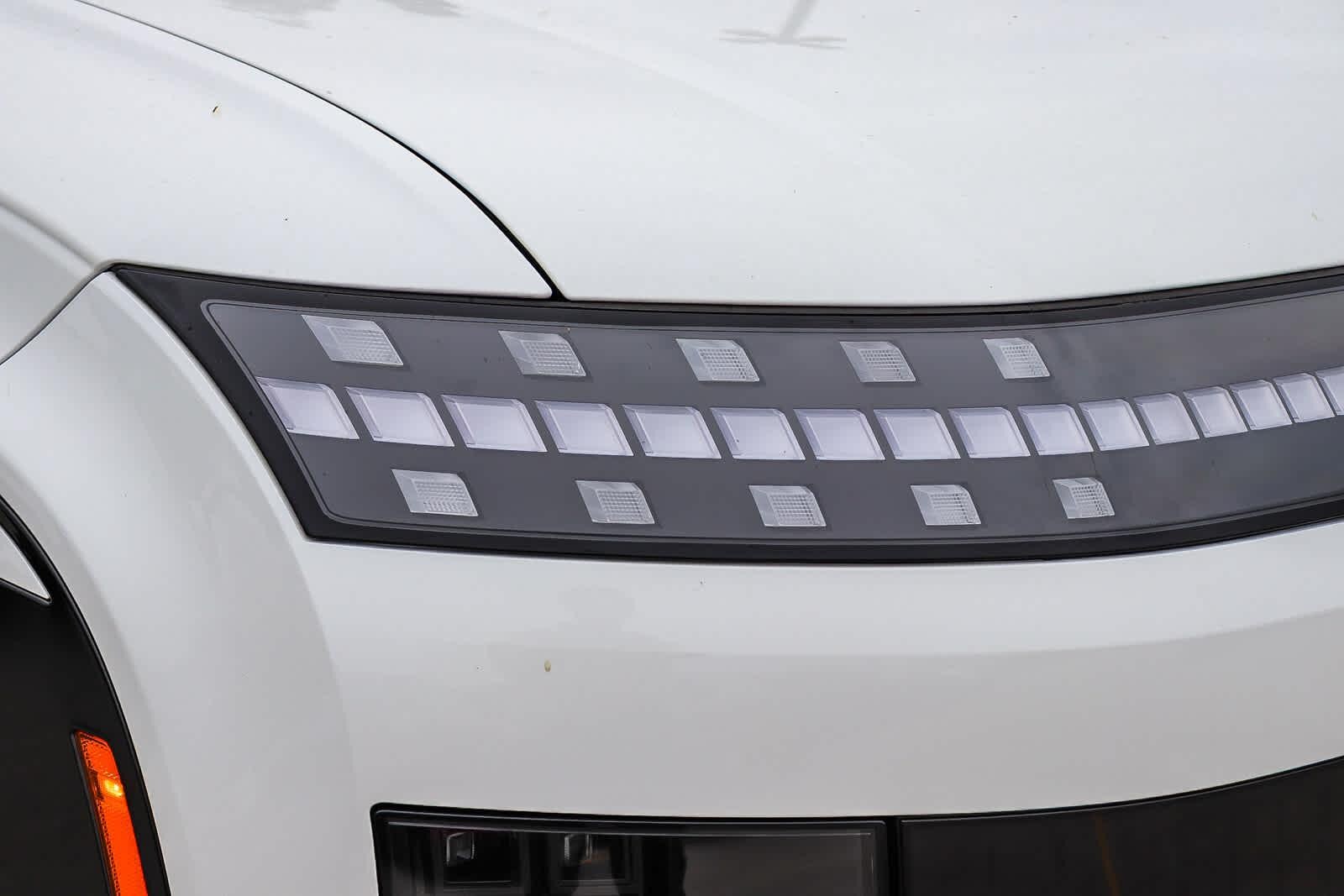 Thumbnail: 2026 Hyundai Ioniq - 4