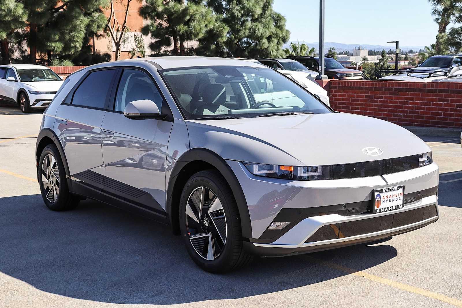 Thumbnail: 2026 Hyundai Ioniq 5 - 3