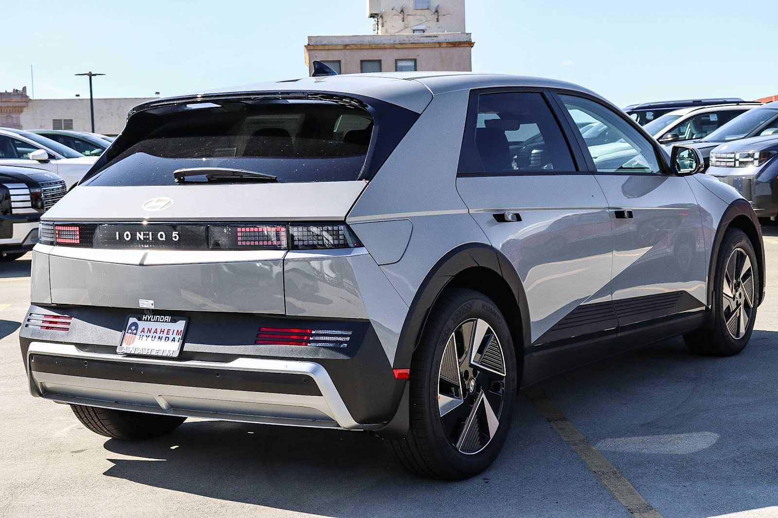 Thumbnail: 2026 Hyundai Ioniq 5 - 6