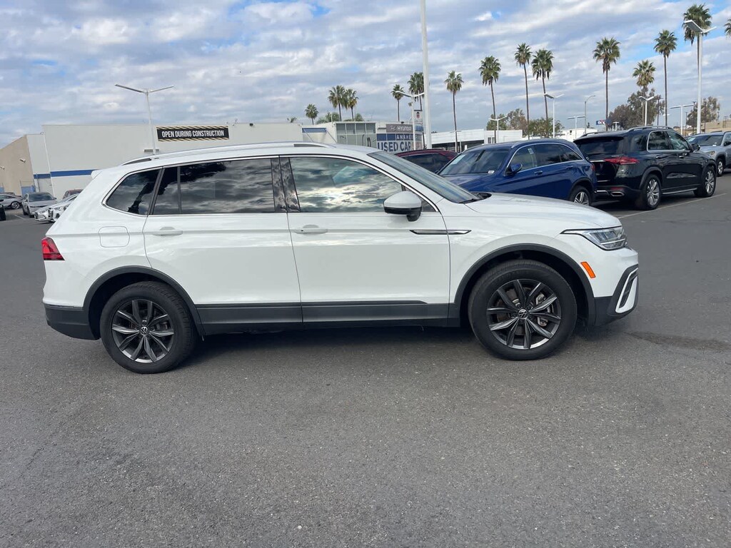 Used 2022 Volkswagen Tiguan SE SUV