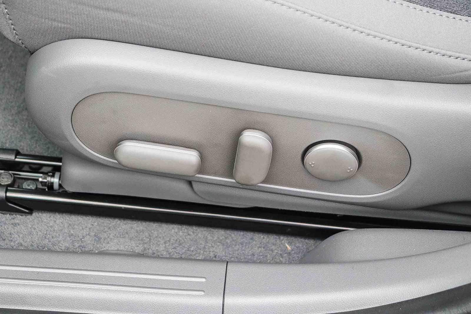 Thumbnail: 2026 Hyundai Ioniq 5 - 23