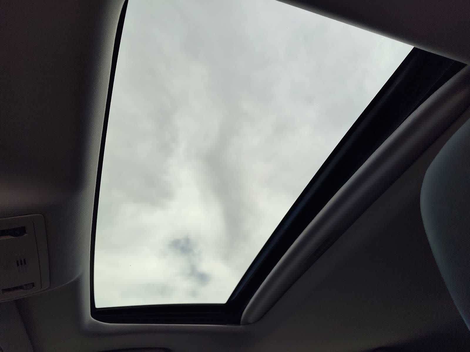 Thumbnail: 2014 Lexus ES - 12