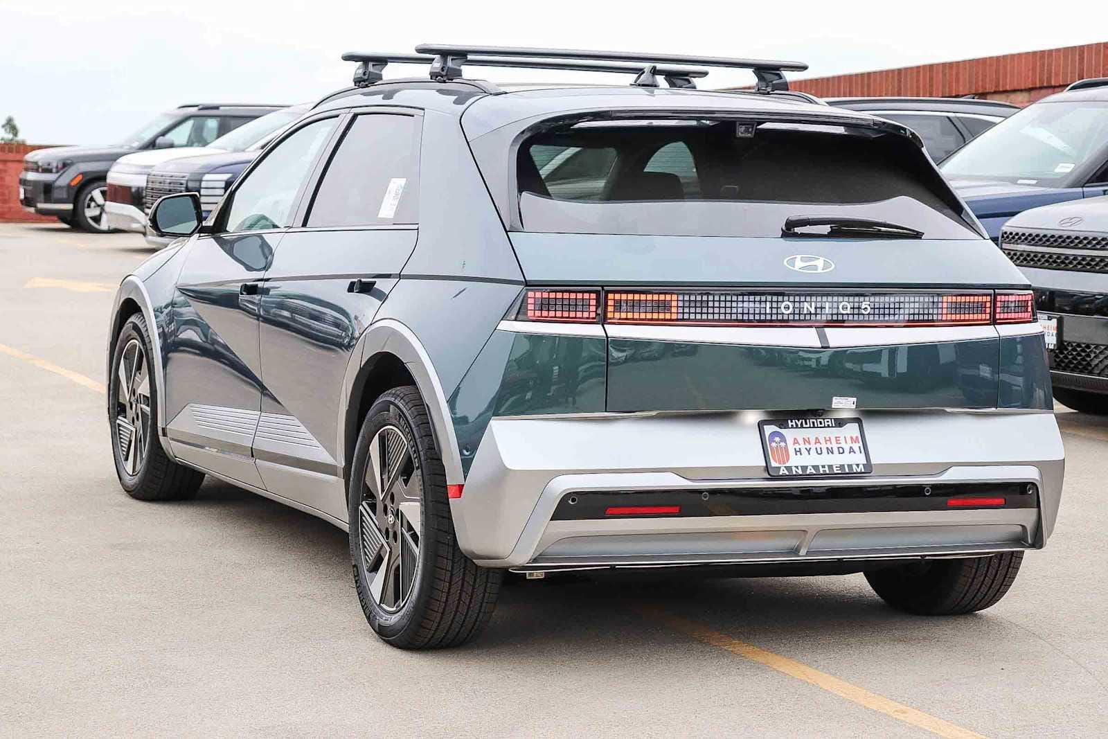 Thumbnail: 2026 Hyundai Ioniq 5 - 8