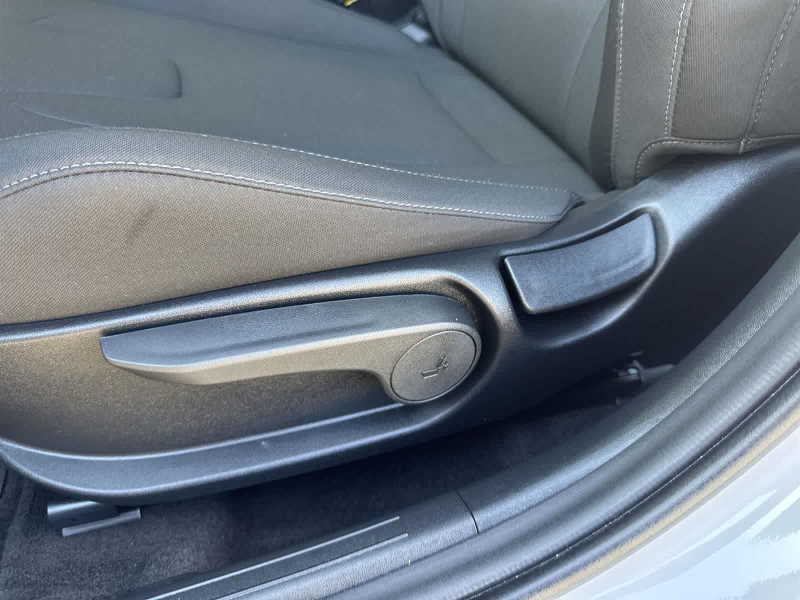 Thumbnail: 2025 Hyundai Elantra - 22