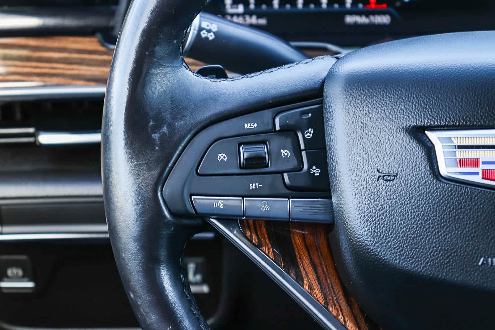 Thumbnail: 2021 Cadillac Escalade - 18