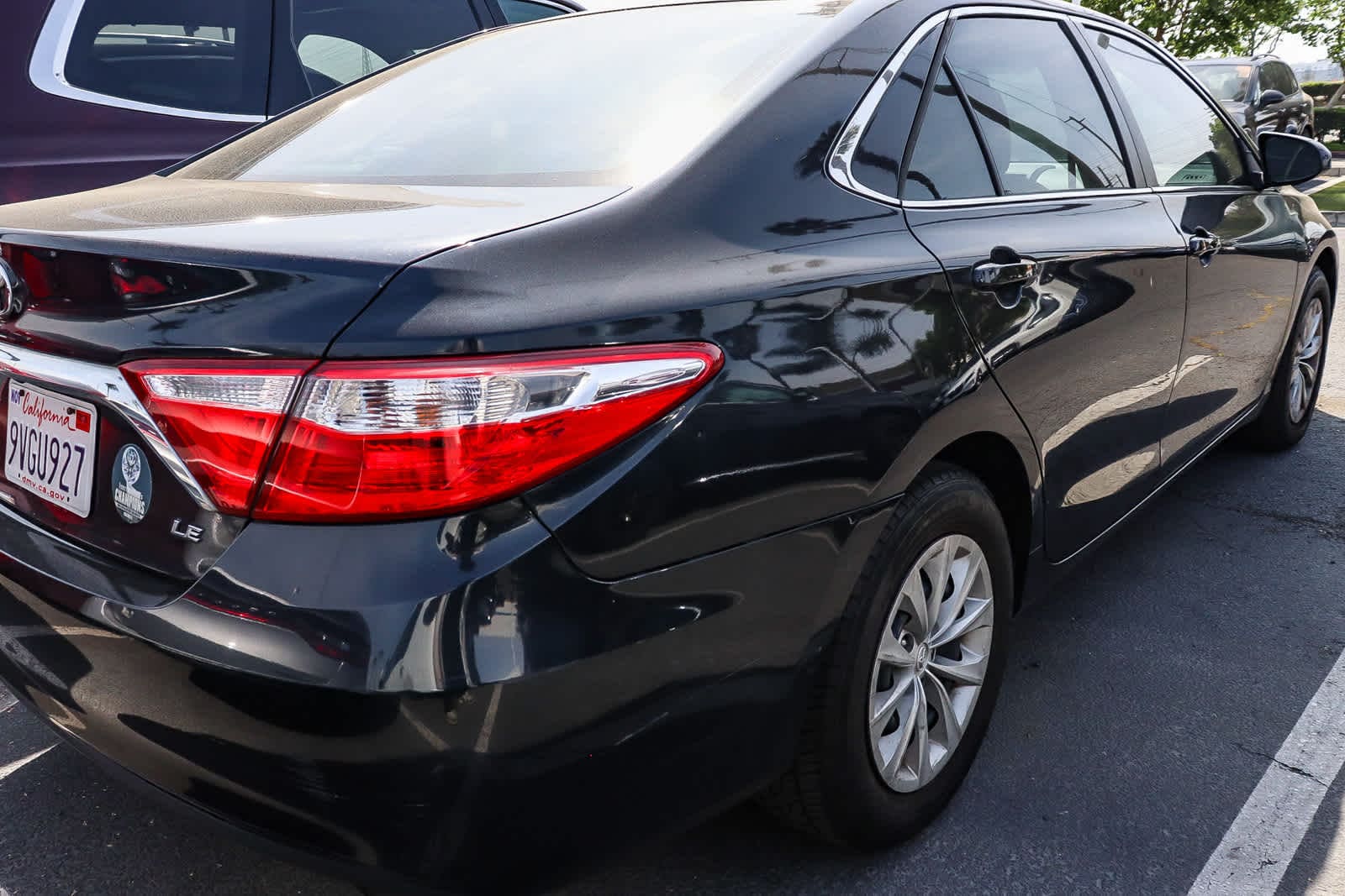 2015 Toyota Camry LE photo 6