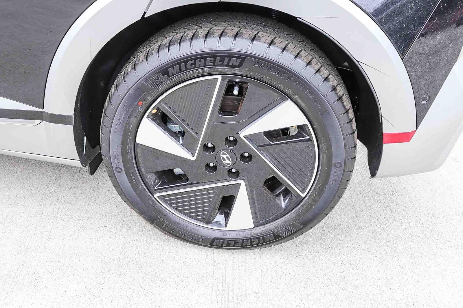 Thumbnail: 2026 Hyundai Ioniq 5 - 11