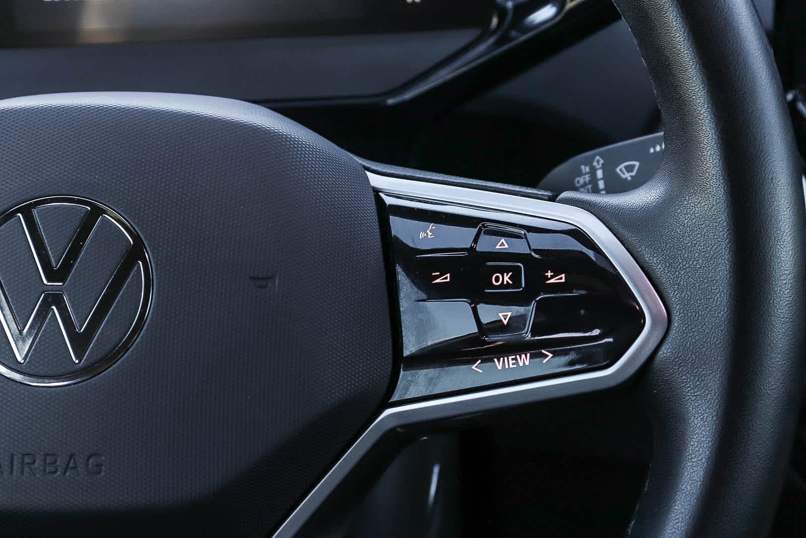 Thumbnail: 2023 Volkswagen ID.4 - 15