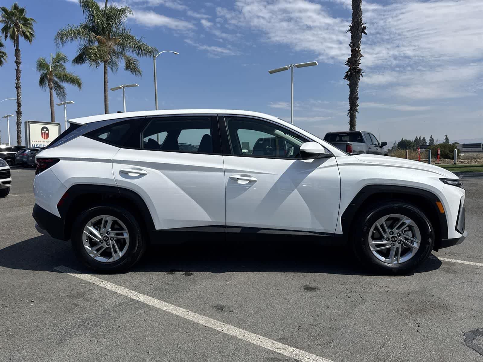 Thumbnail: 2025 Hyundai Tucson - 3