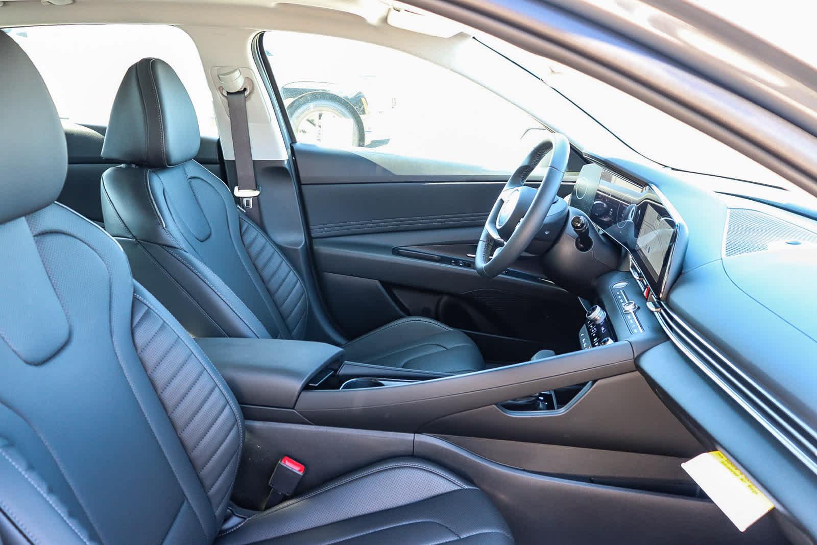 Thumbnail: 2026 Hyundai Elantra - 21