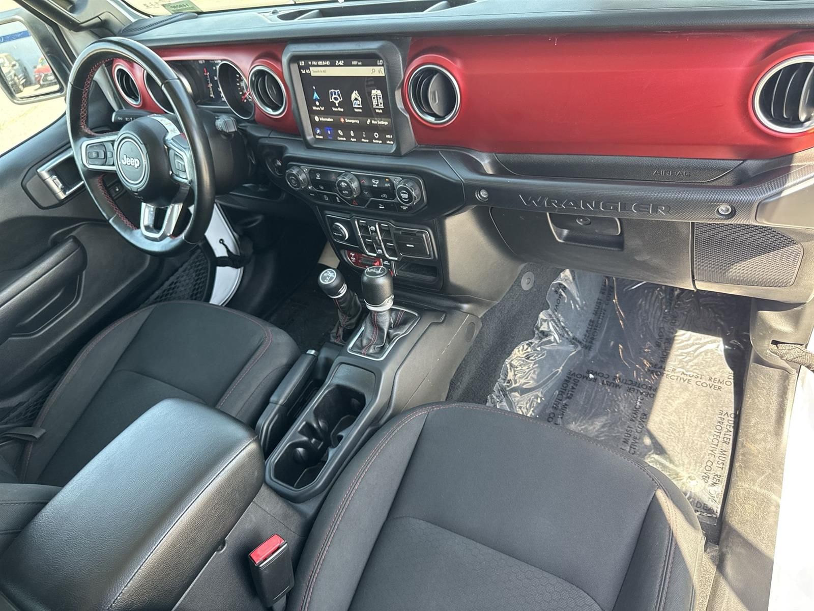 Thumbnail: 2022 Jeep Wrangler - 37