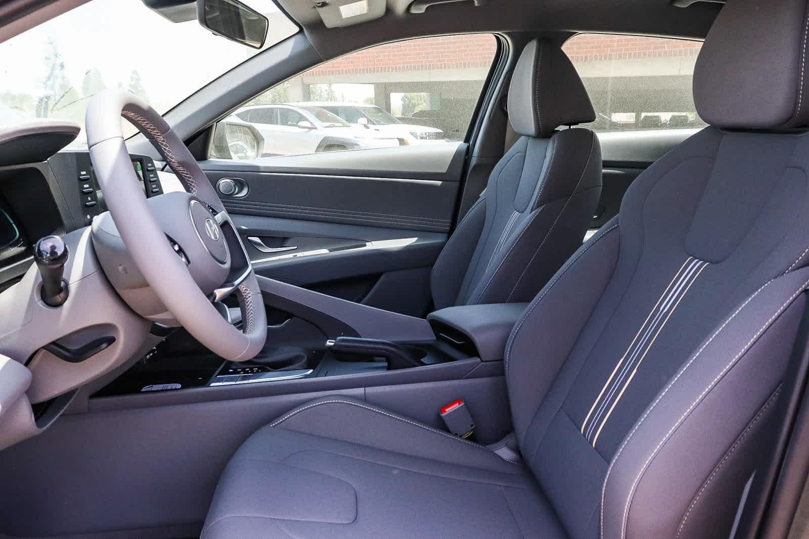 Thumbnail: 2026 Hyundai Elantra - 24