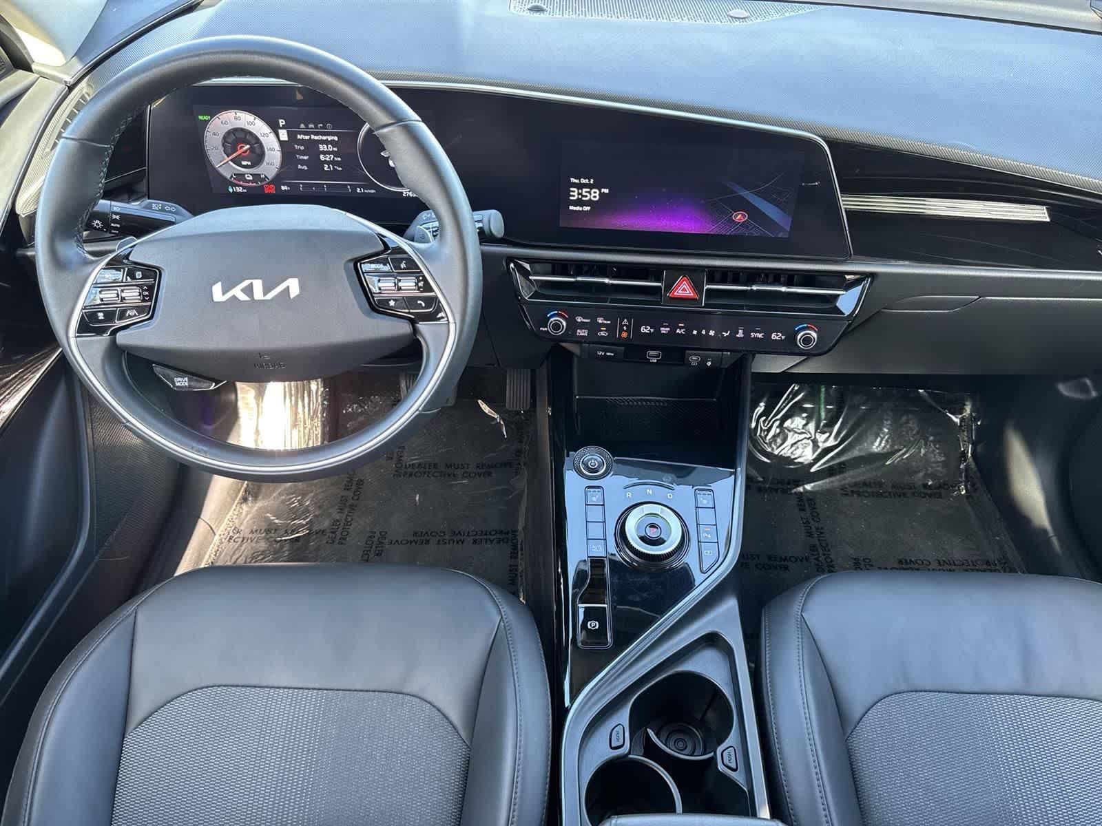 Thumbnail: 2024 Kia Niro - 8