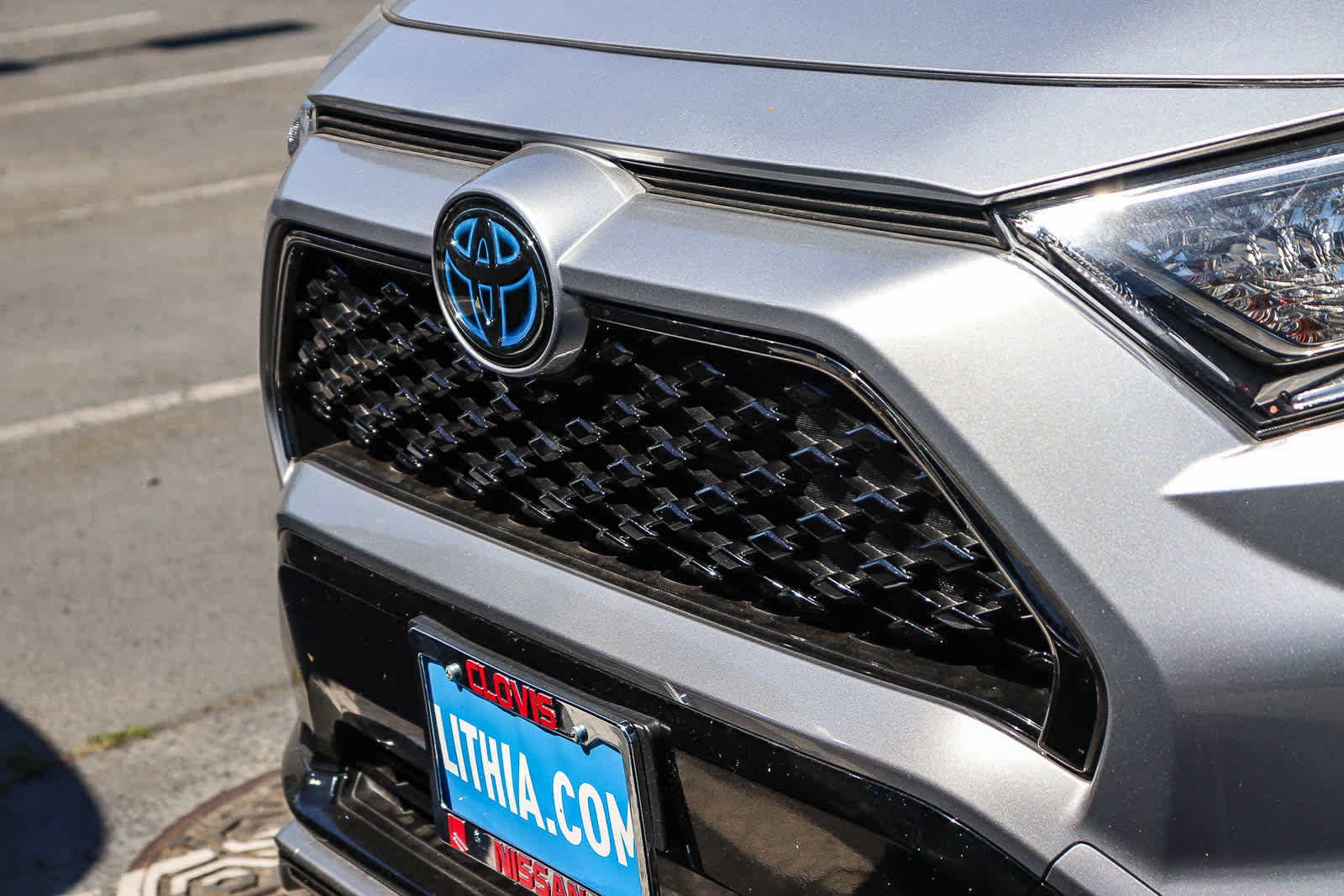 Thumbnail: 2021 Toyota RAV4 - 3