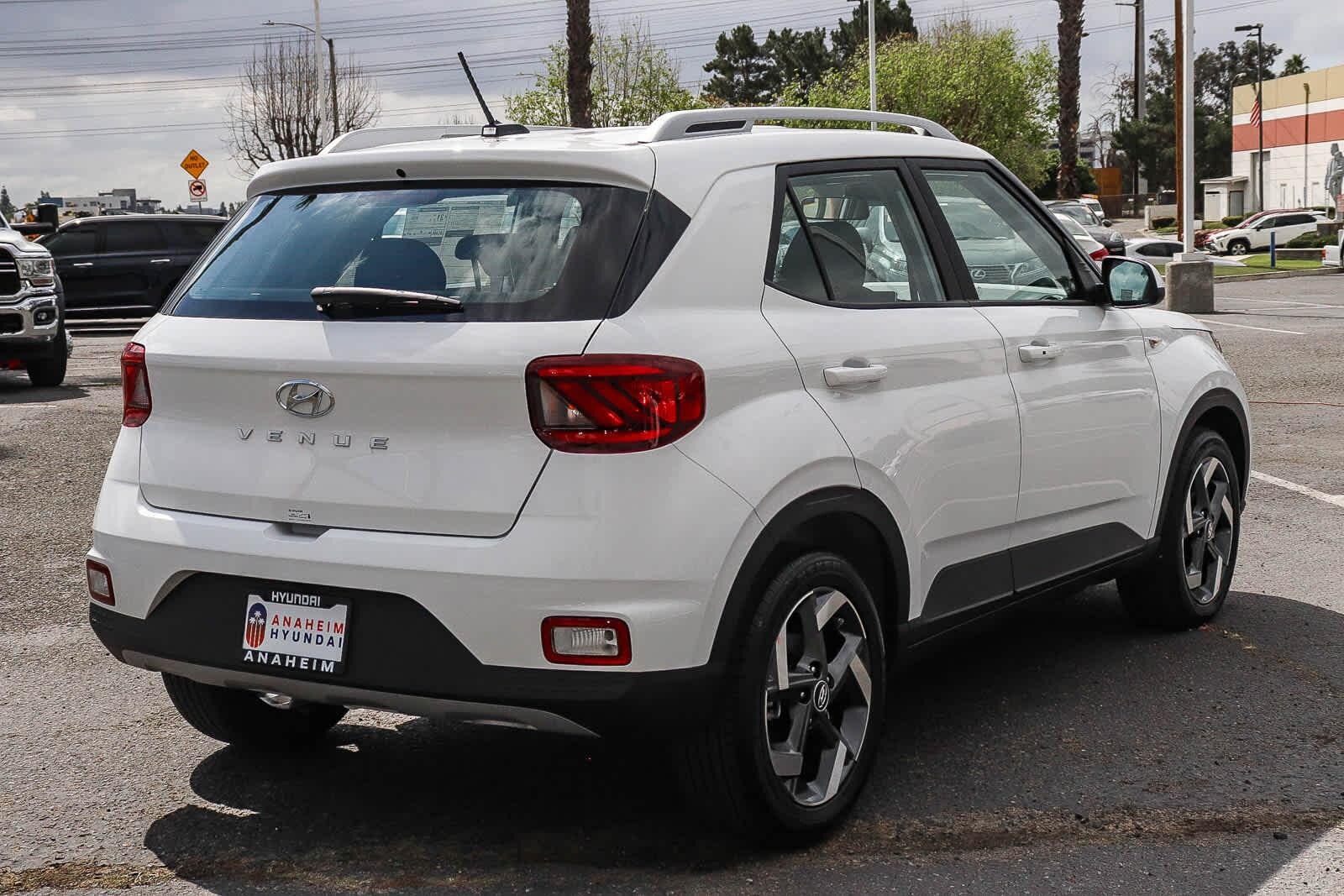 Thumbnail: 2026 Hyundai Venue - 6