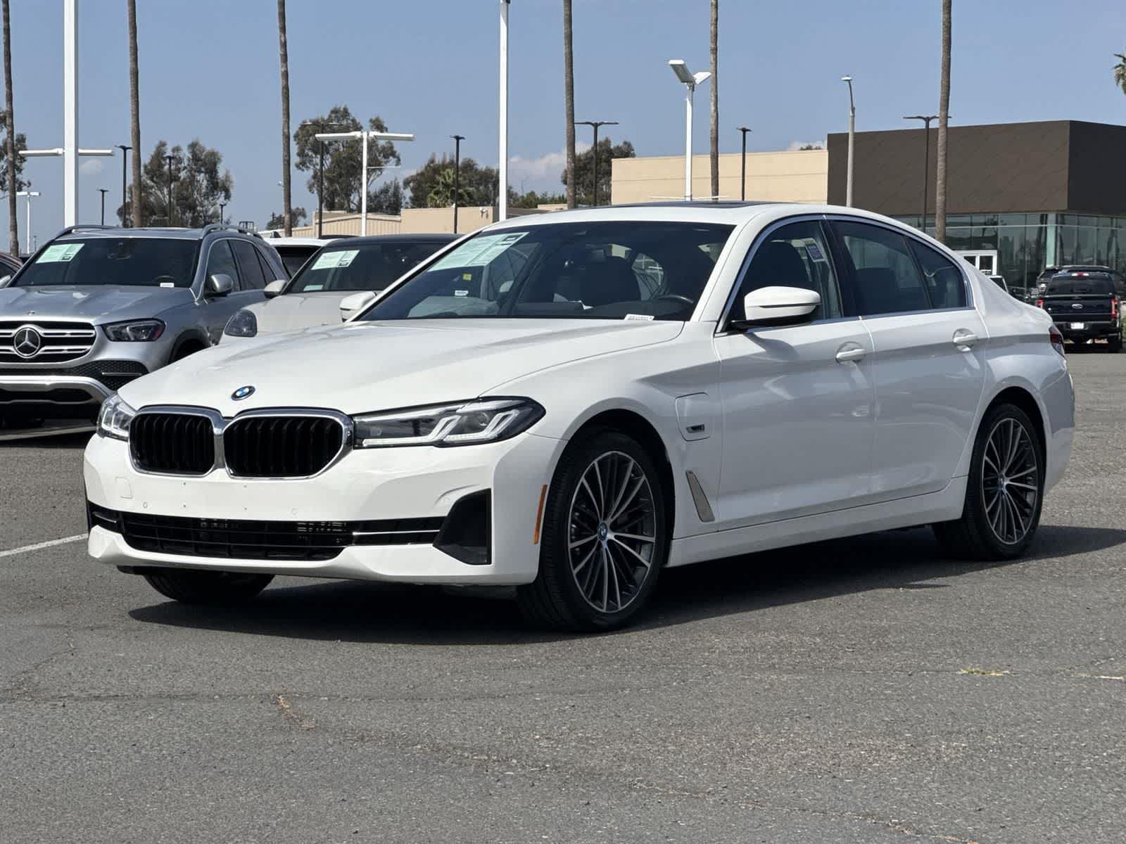 Thumbnail: 2023 BMW 5 Series - 6