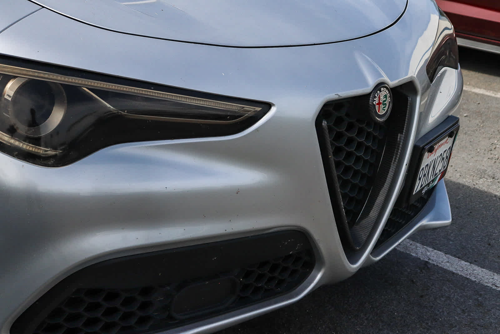 2019 Alfa Romeo Stelvio photo 3