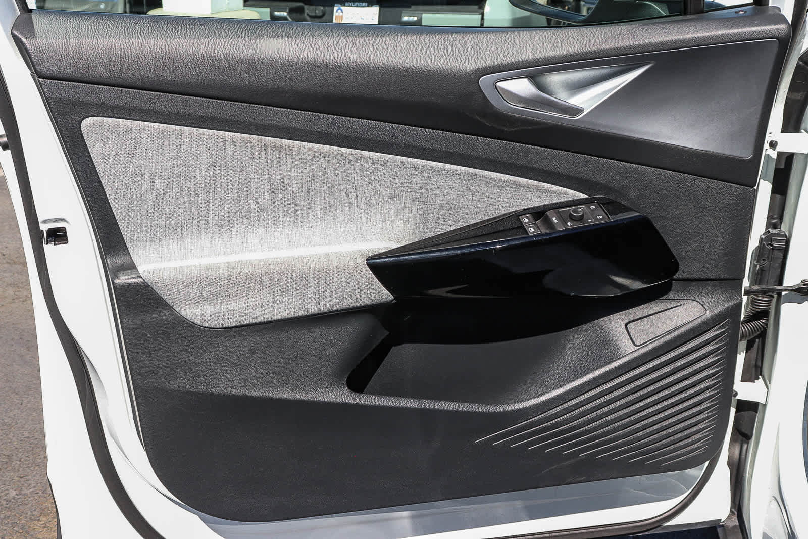 Thumbnail: 2023 Volkswagen ID.4 - 20