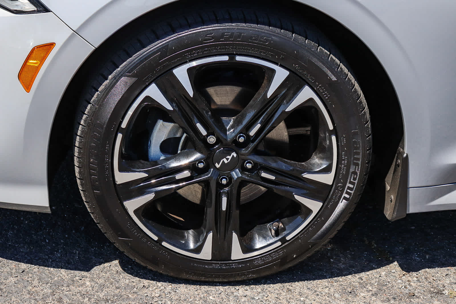 Thumbnail: 2023 Kia K5 - 12