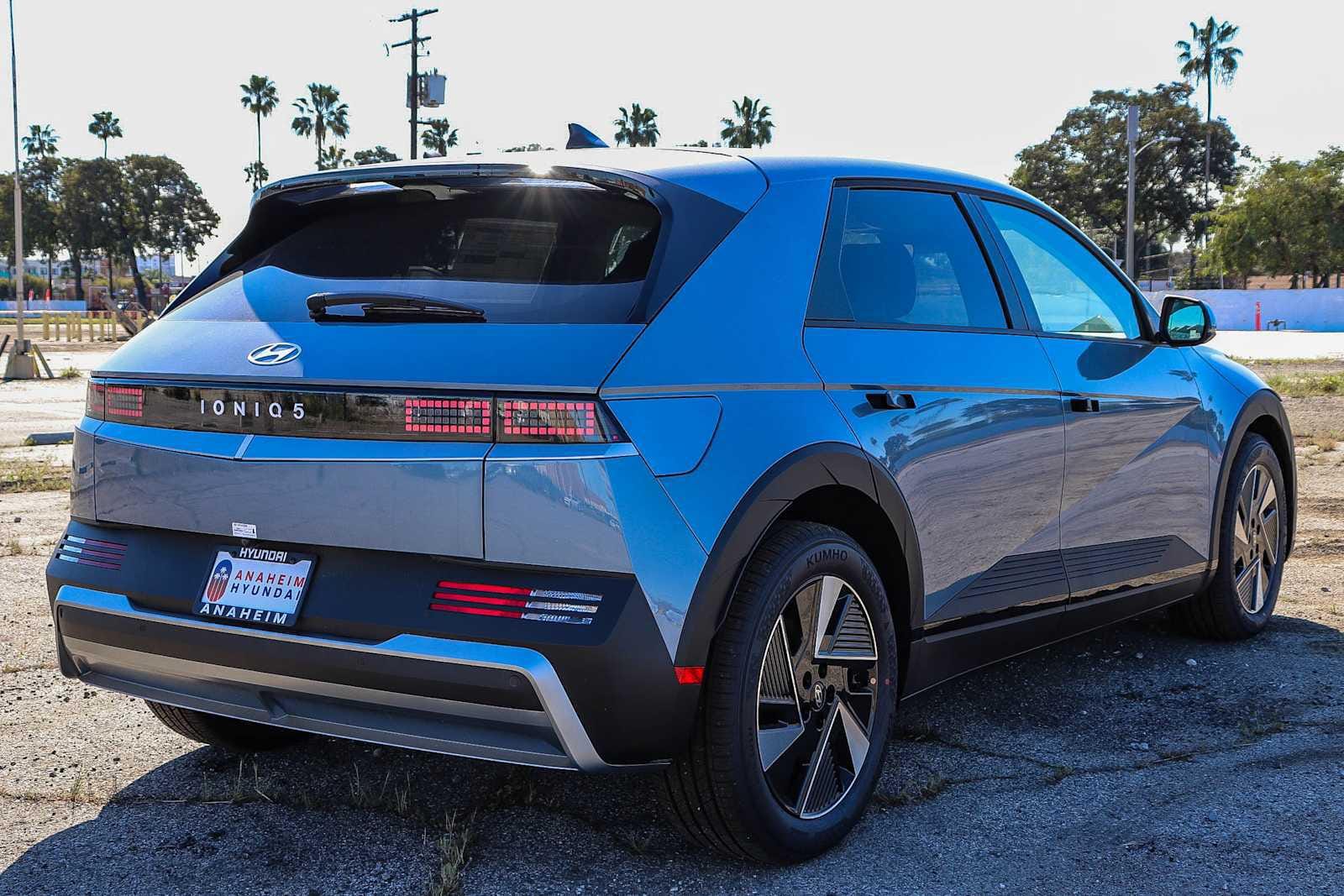 Thumbnail: 2026 Hyundai Ioniq 5 - 6