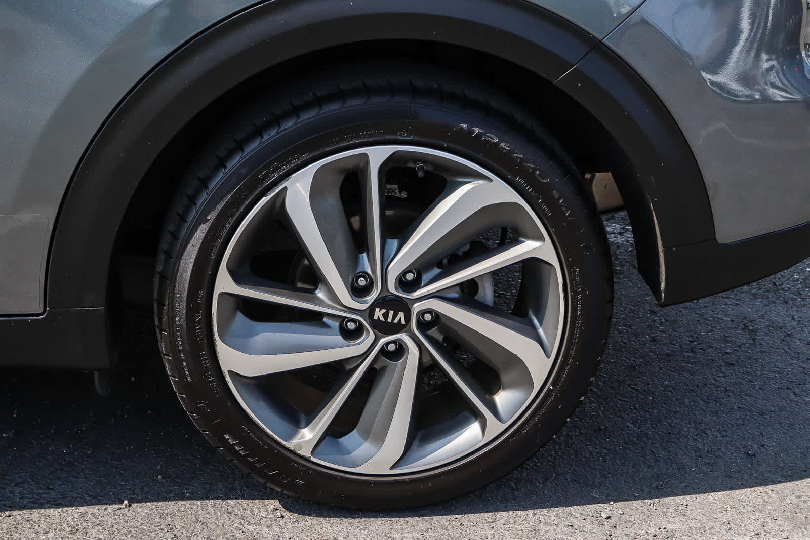 Thumbnail: 2017 Kia Niro - 11