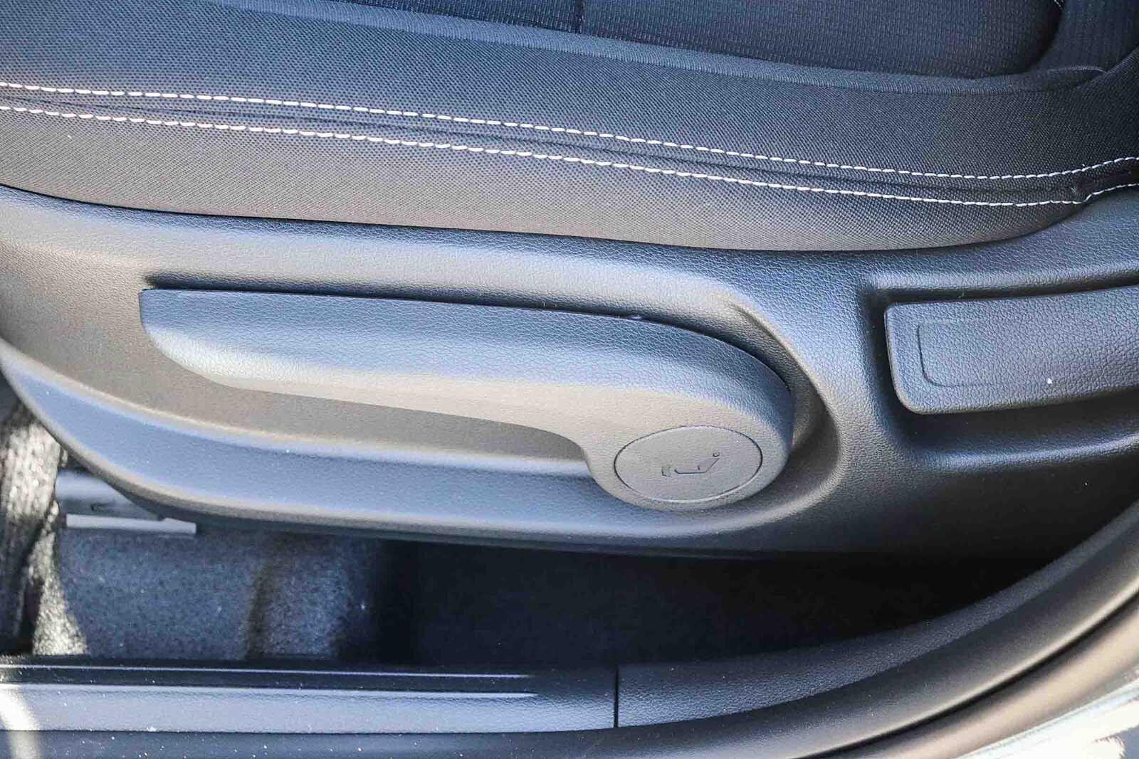 Thumbnail: 2026 Hyundai Venue - 24