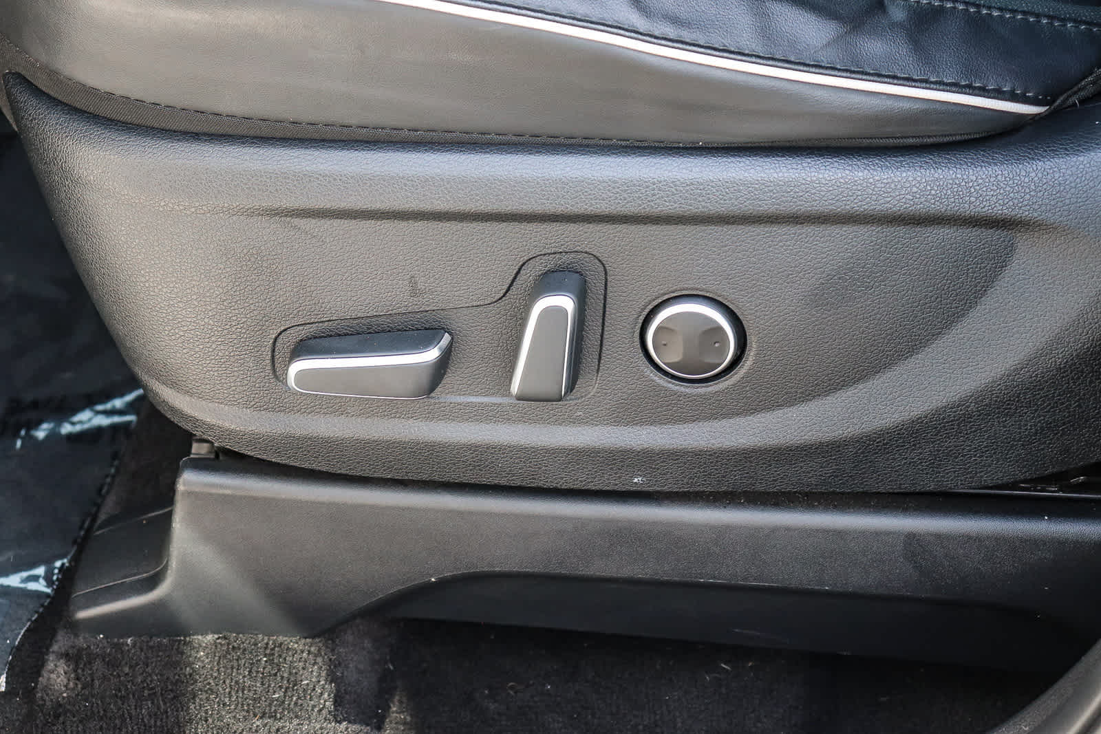 Thumbnail: 2023 Hyundai Palisade - 22