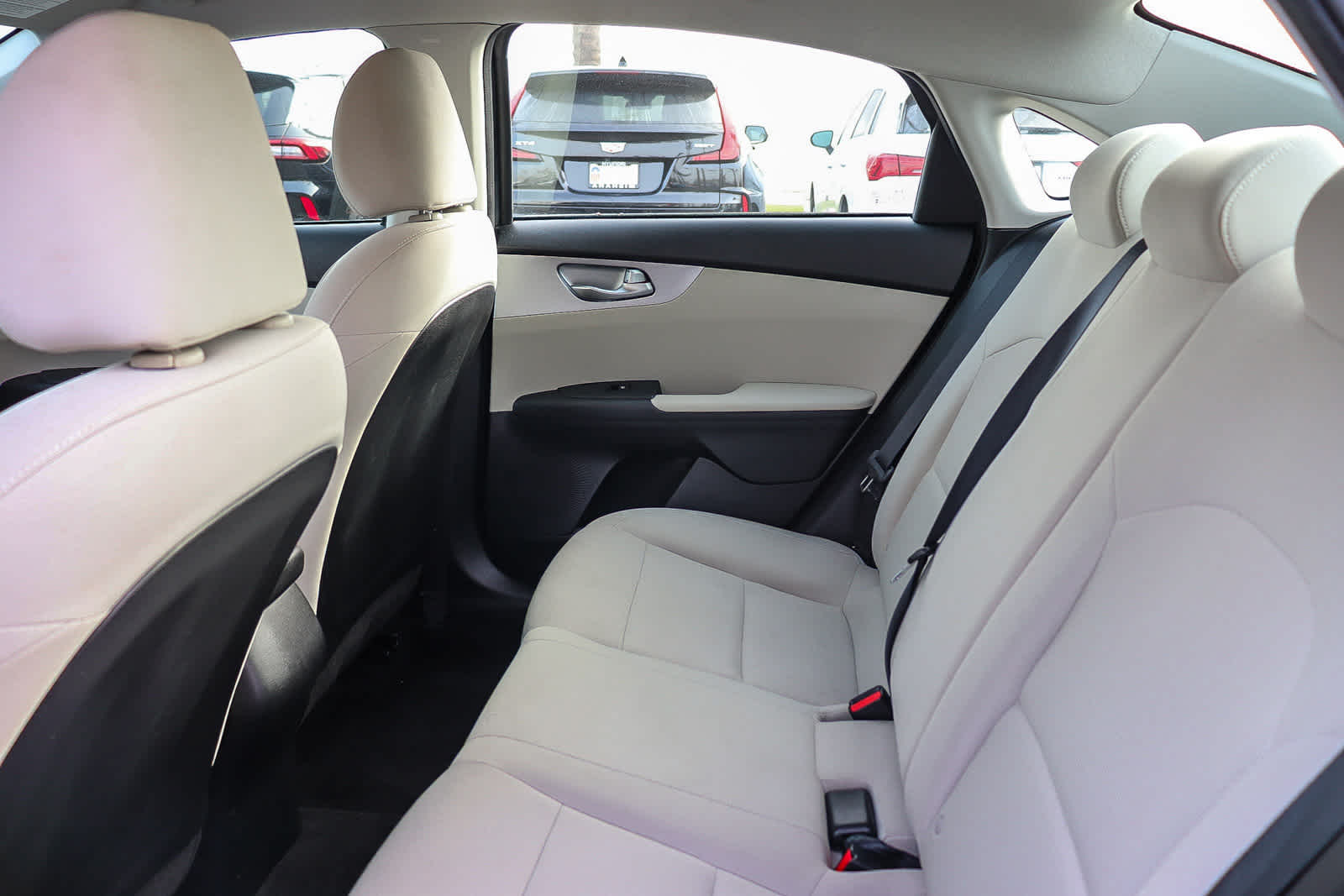 Thumbnail: 2023 Kia Forte - 20