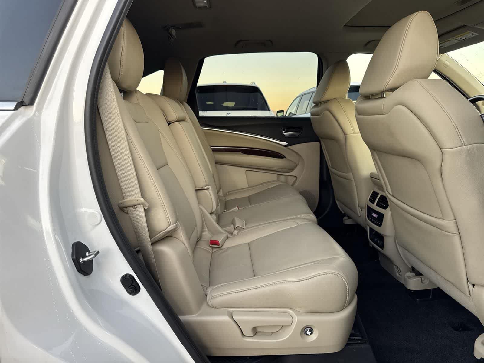 Thumbnail: 2019 Acura MDX - 20