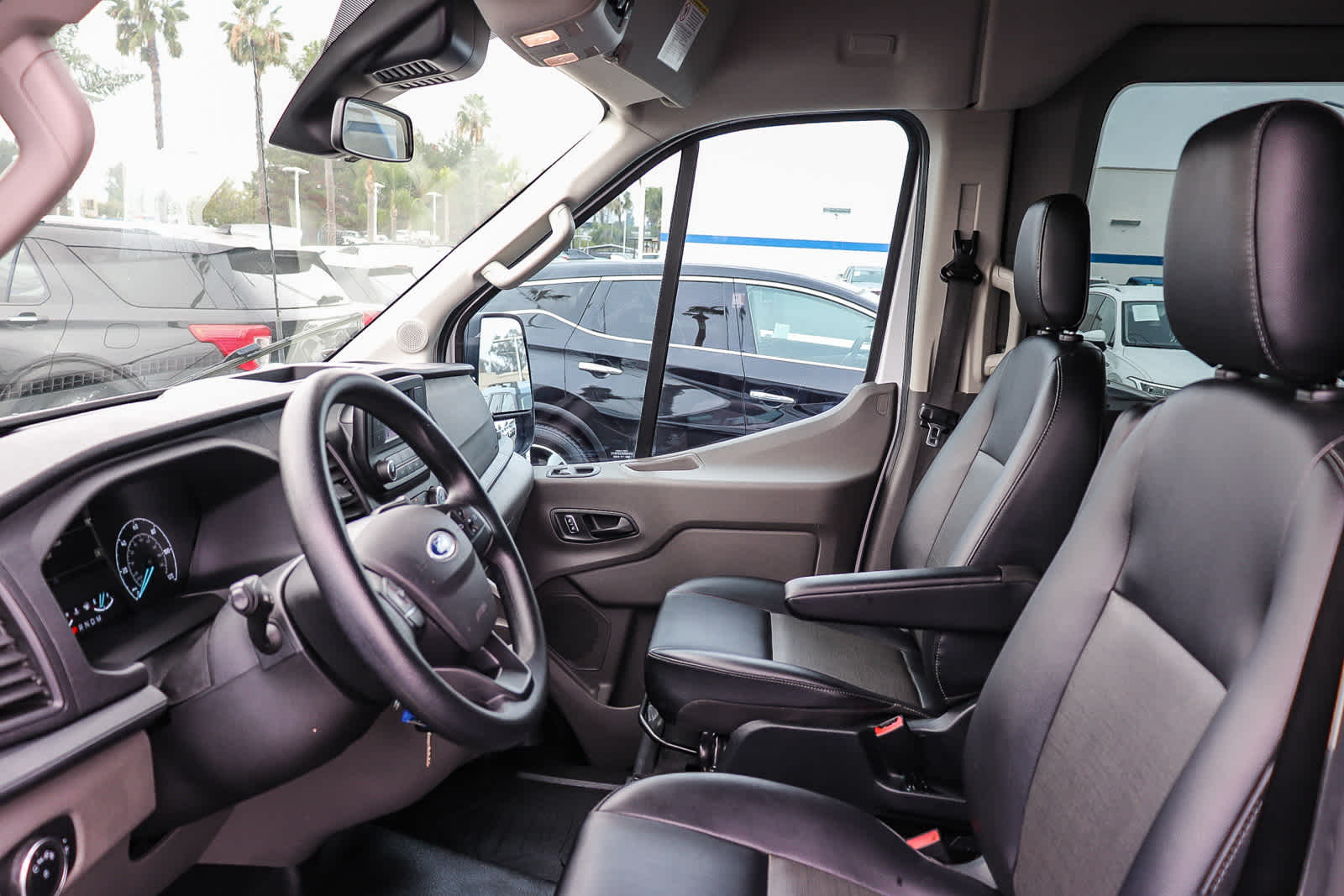 Thumbnail: 2022 Ford Transit Series - 22