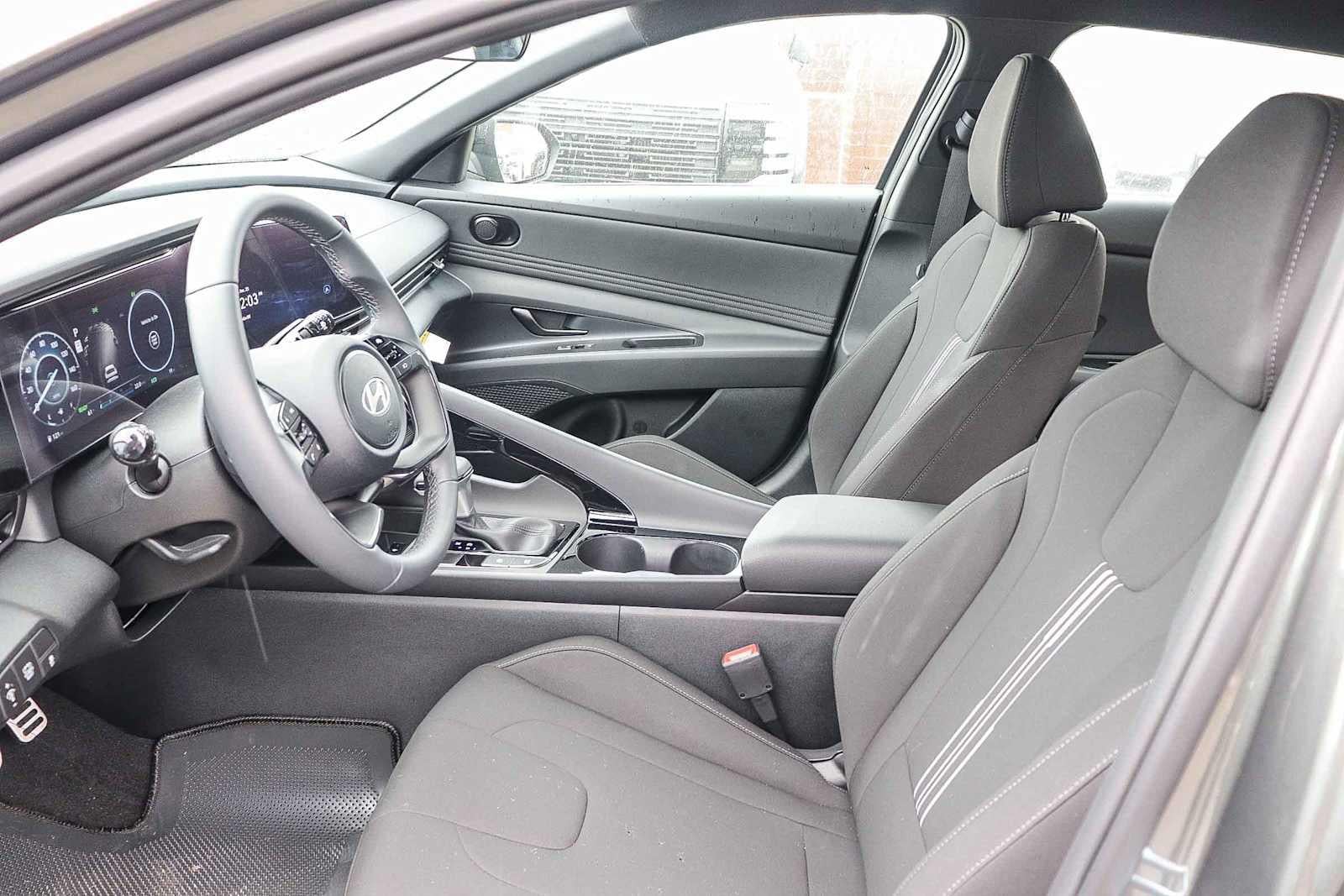 Thumbnail: 2026 Hyundai Elantra - 20