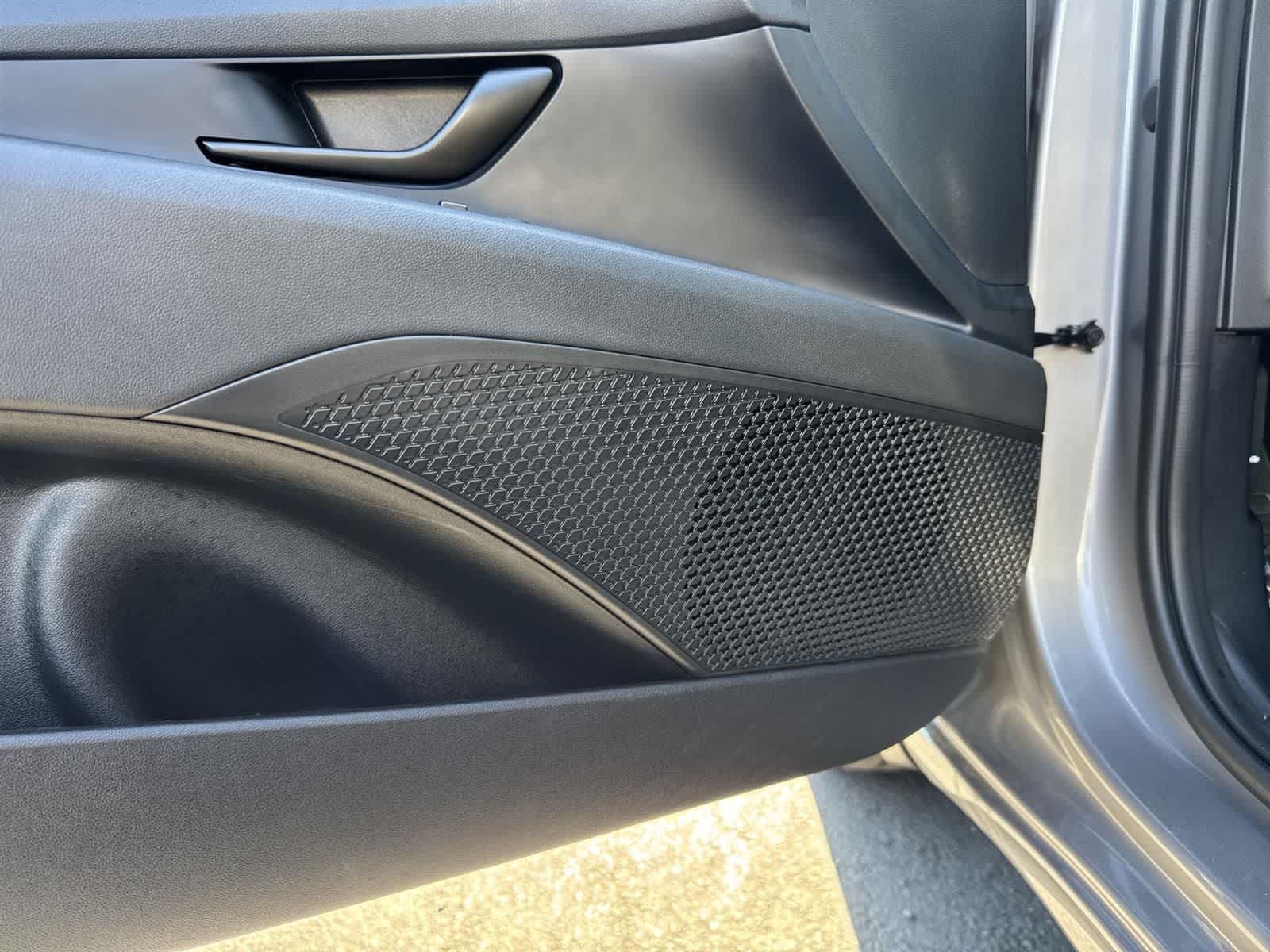 Thumbnail: 2025 Hyundai Elantra - 21