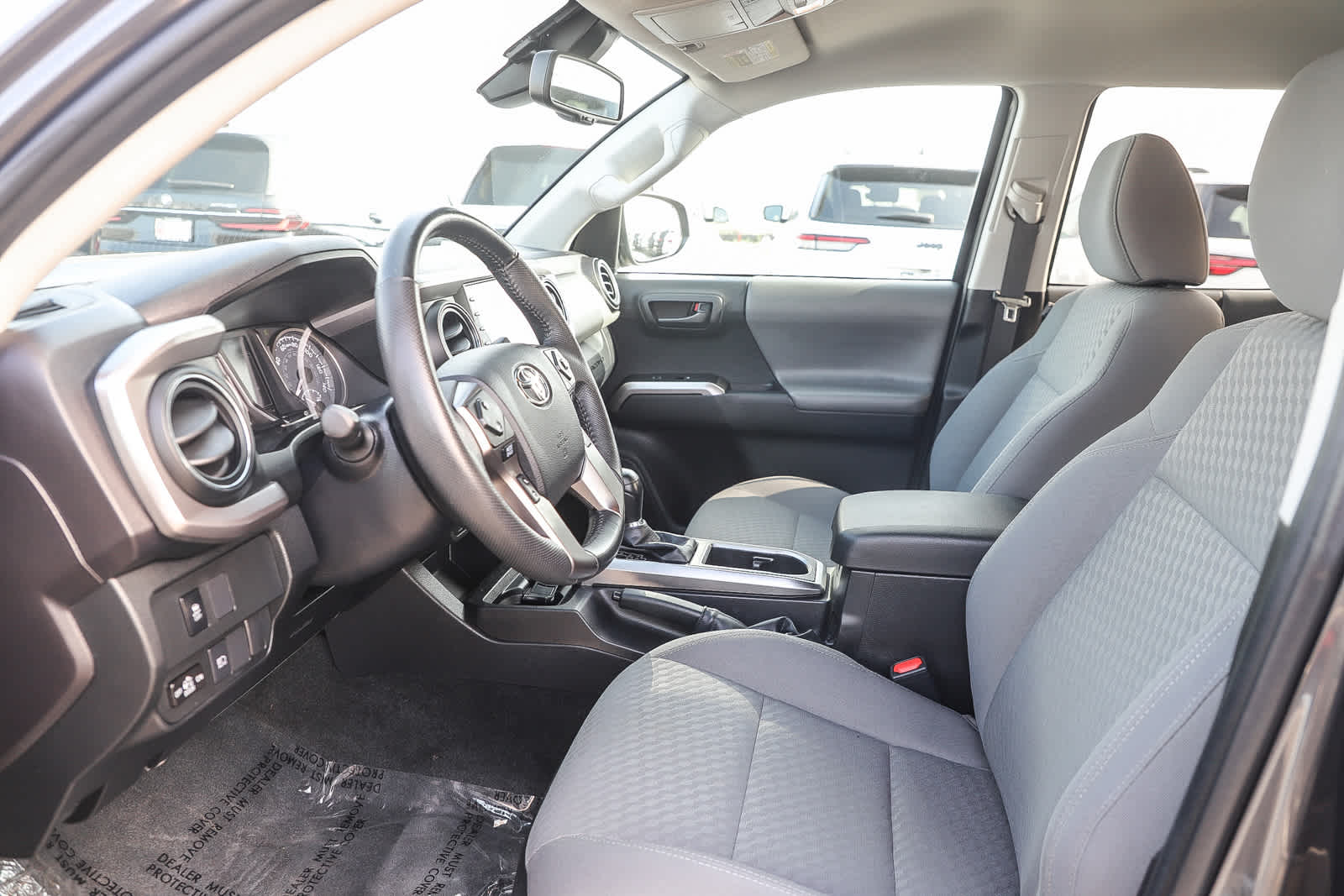 Thumbnail: 2023 Toyota Tacoma - 18