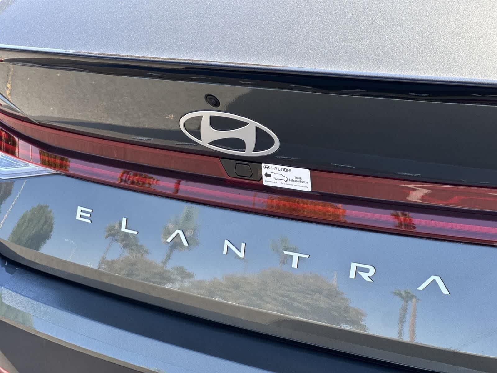 Thumbnail: 2025 Hyundai Elantra - 34