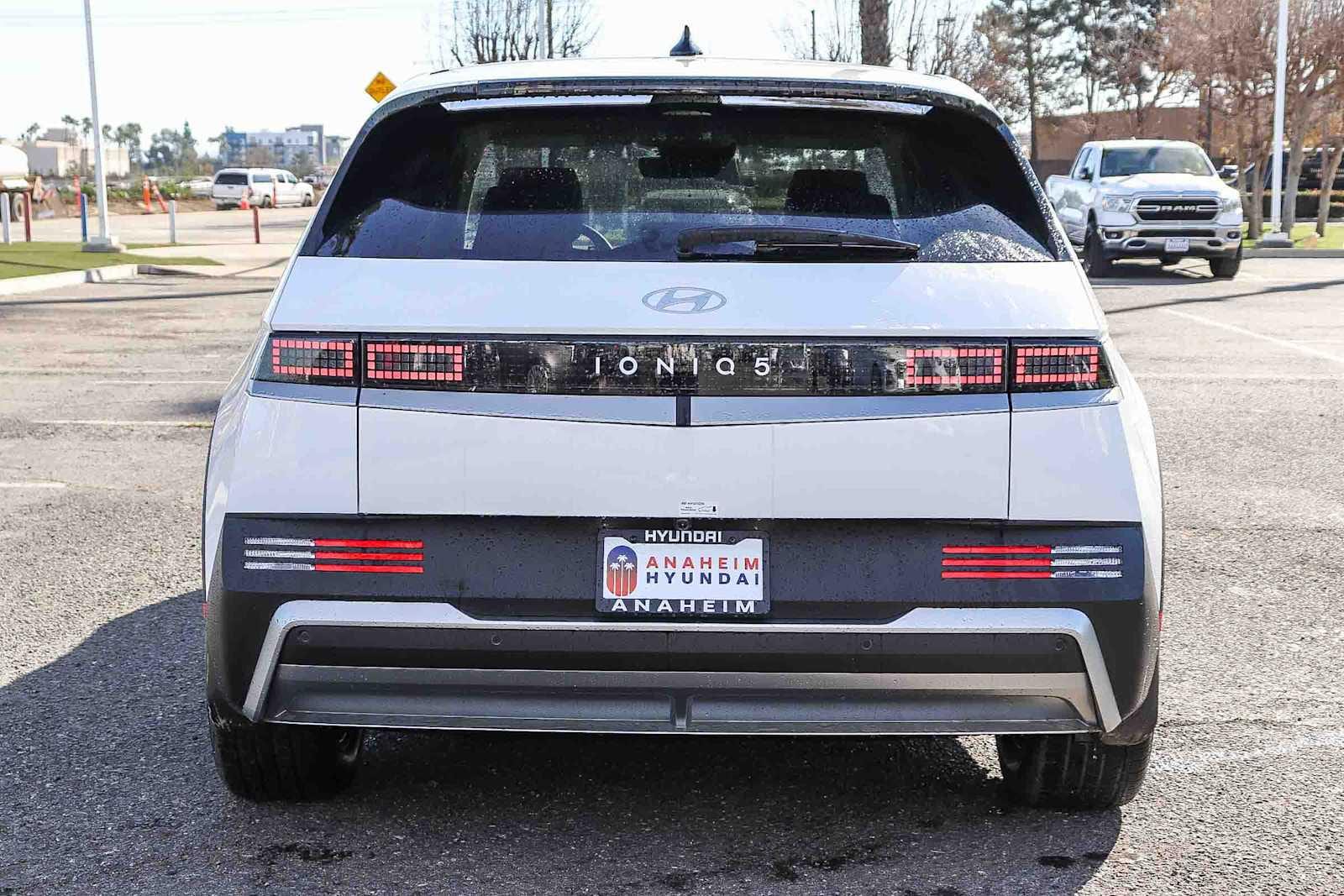 Thumbnail: 2026 Hyundai Ioniq 5 - 7