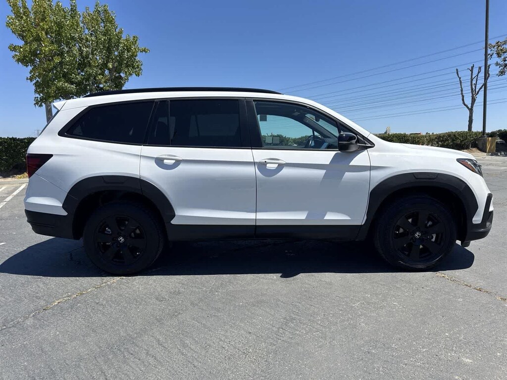 Used 2022 Honda Pilot TrailSport SUV